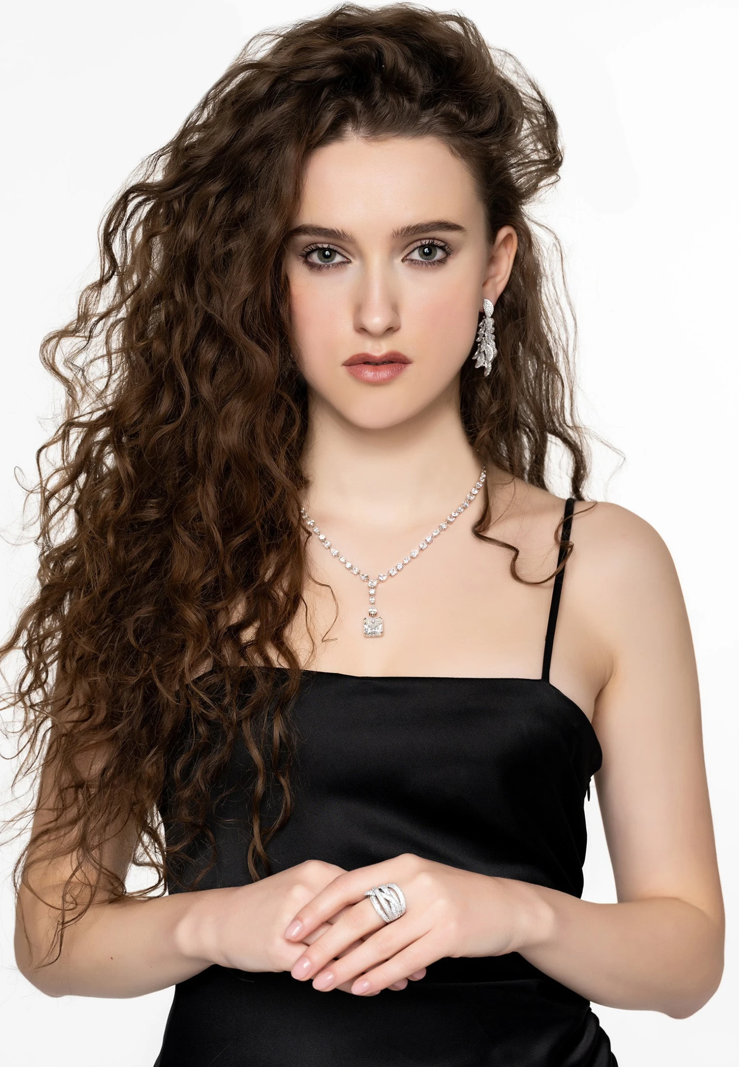 Latelita Angelina Moissanite Statement Necklace Silver 3 Latelita Angelina Moissanite Statement Necklace Silver - Image 3