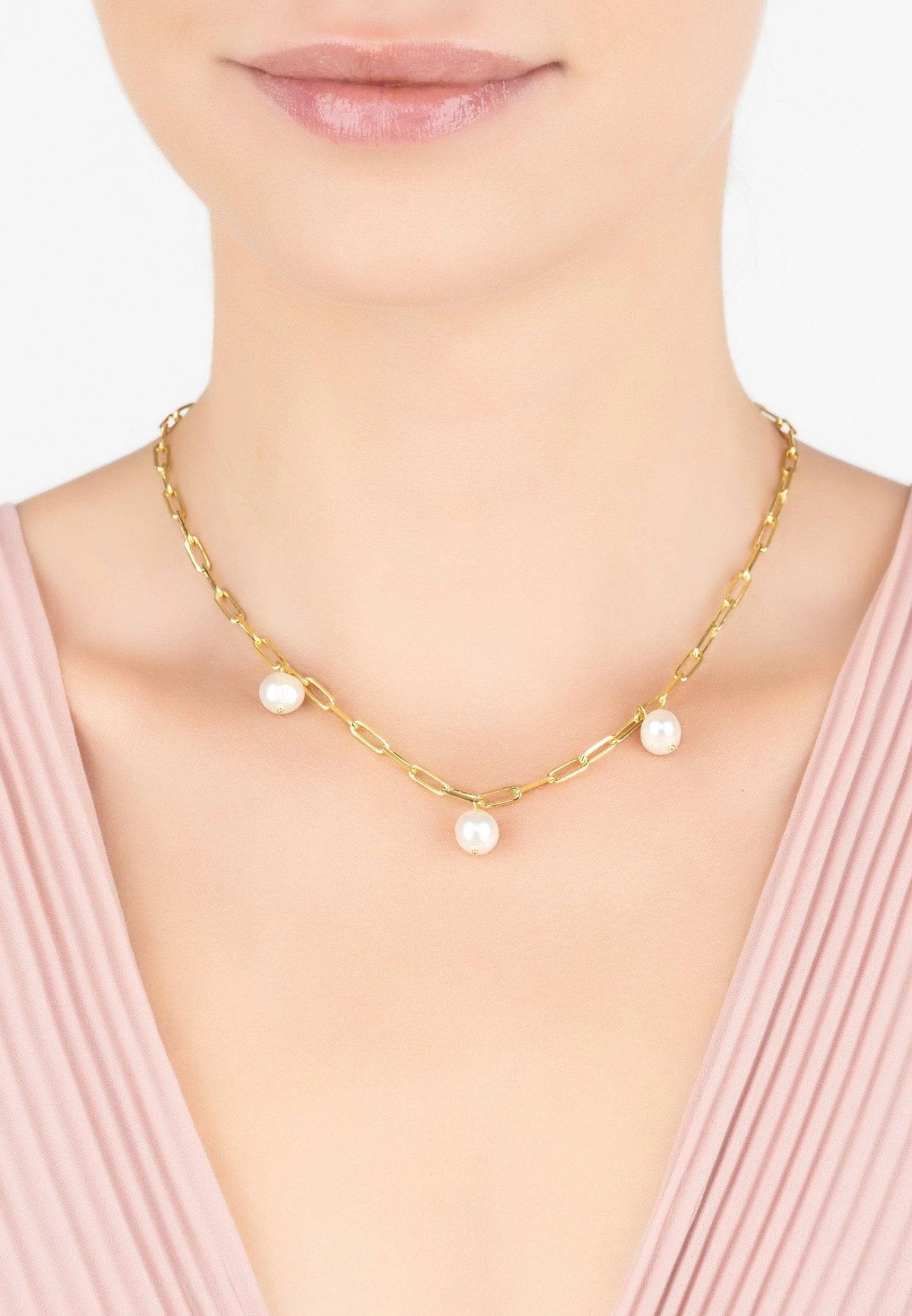 Latelita Amelia Three Pearl Necklace Rosegold 3 Latelita Amelia Three Pearl Necklace Rosegold - Image 3